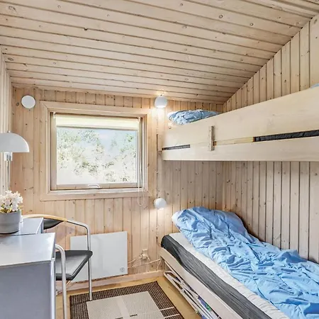 Gogeurtvej Vaeggerlose X